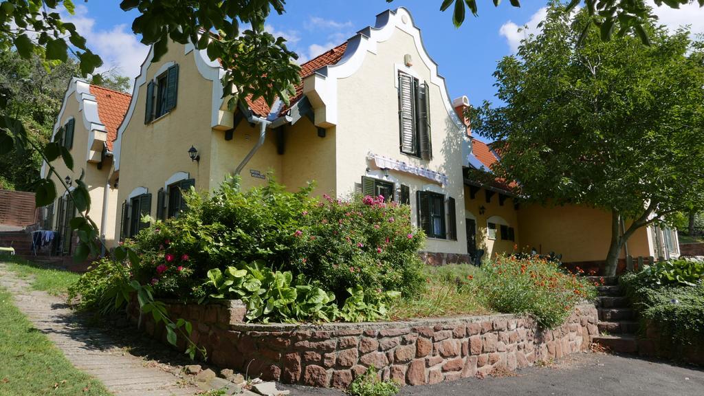 Hillside Apartments Révfülöp エクステリア 写真